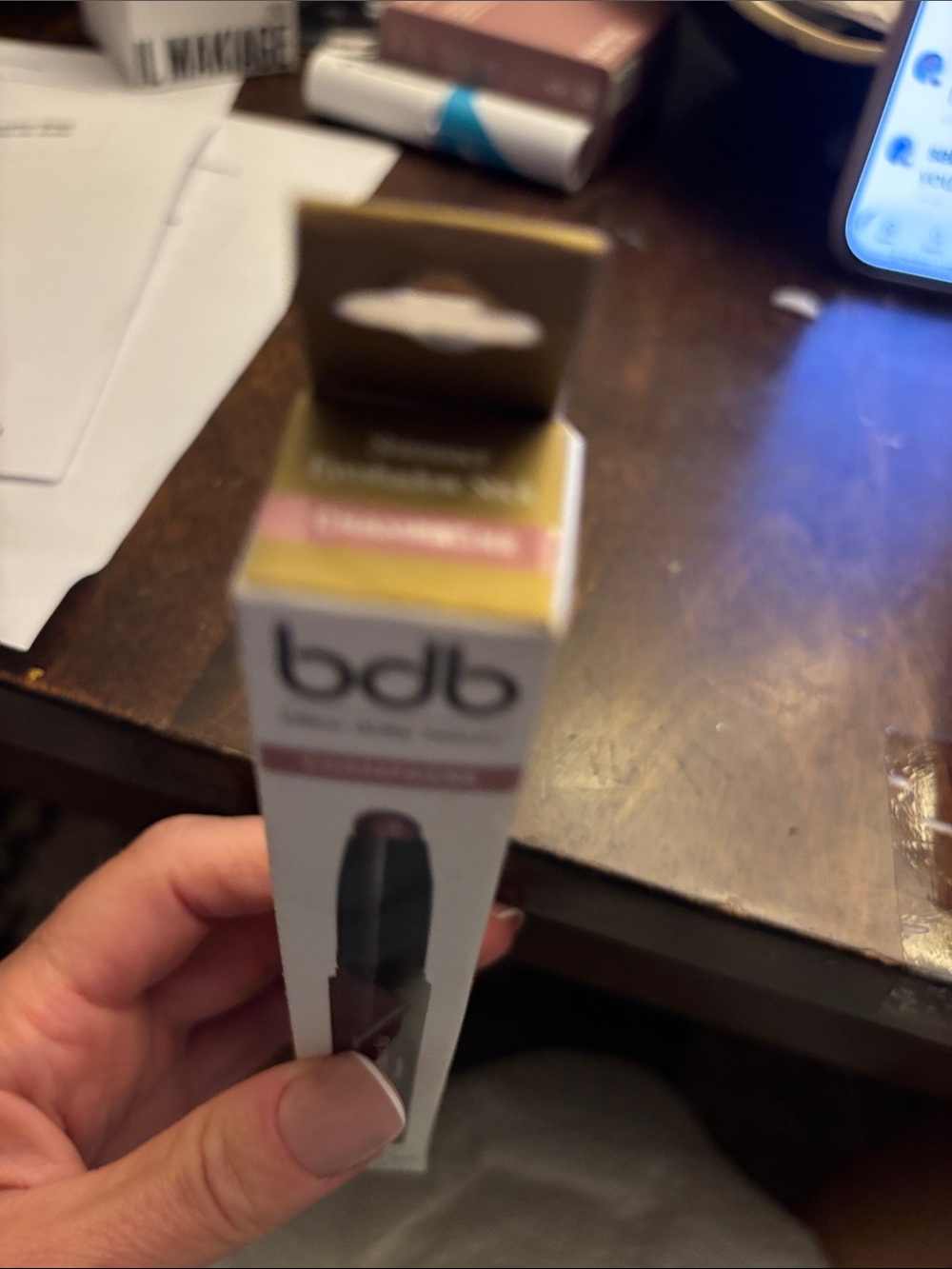 Billion Dollar Beauty~ Shimmer Eyeshadow Stick – Champagne Sexy NIB - Picture 4 of 5